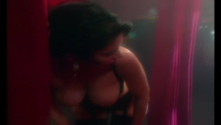 Jane Mun naked breasts