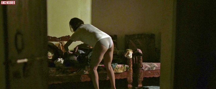 Radhika Apte exposed ass 92