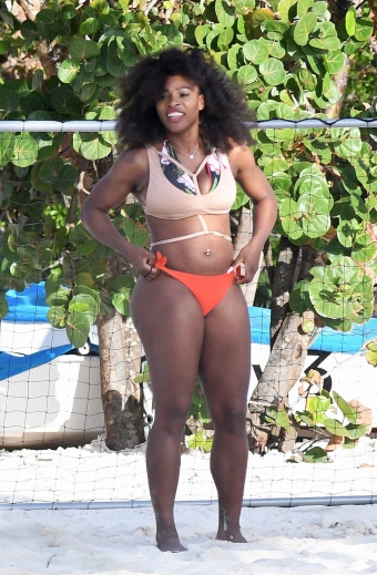 Serena Williams legs