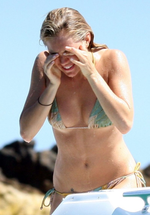 Sienna Miller buttocks are visible 82