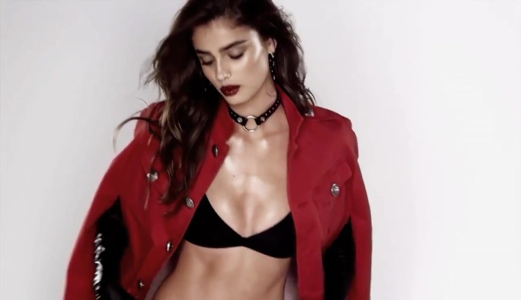 Taylor Hill intimate photos 71