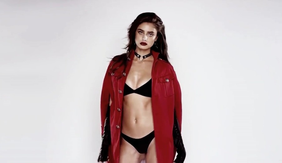 Taylor Hill intimate photos 93